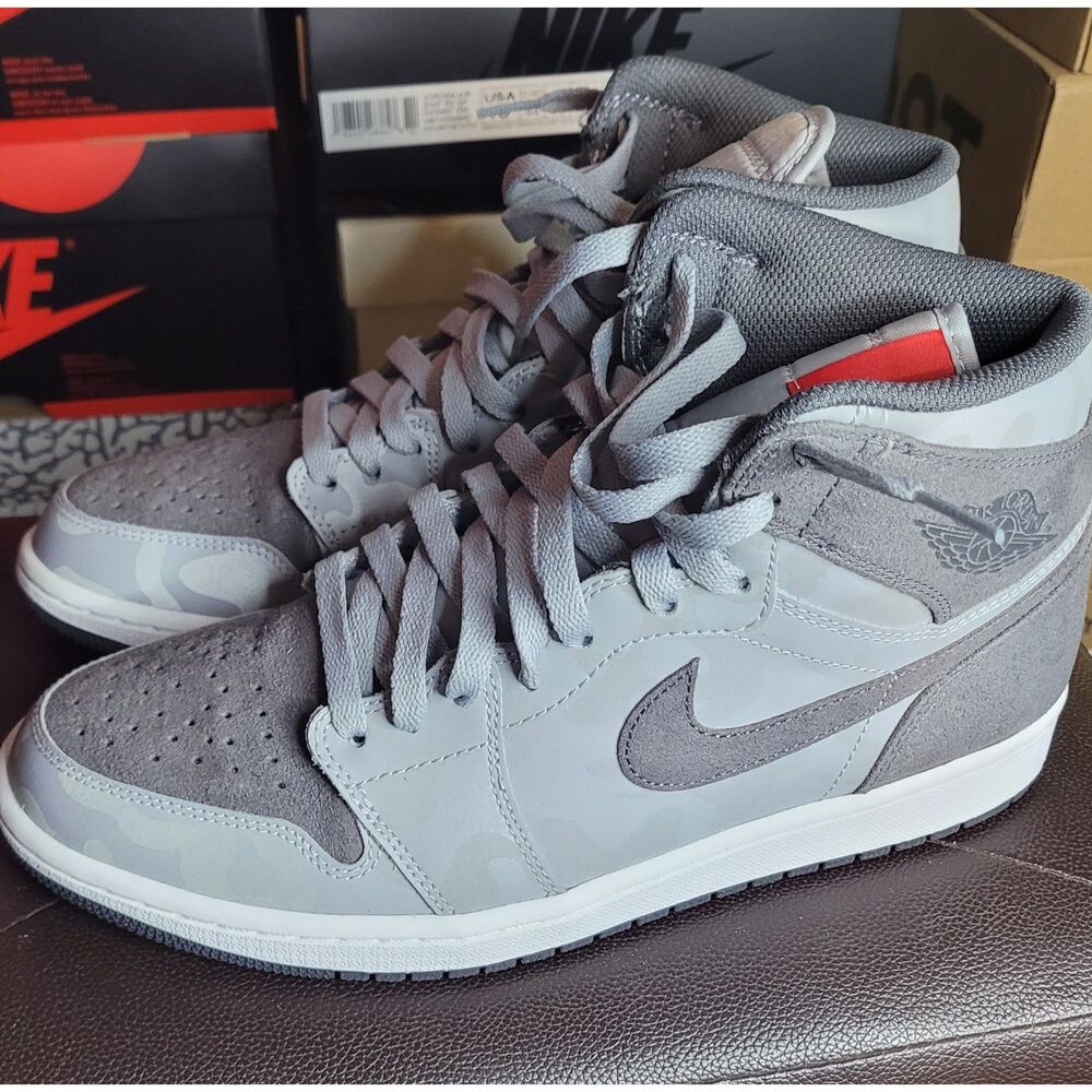 Air Jordan 1 Retro High Premium Grey Camo 3M AA3993-027 Men’s Sz 10 VNDS